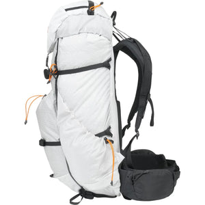 遠野倉庫 Yuenye Warehouse