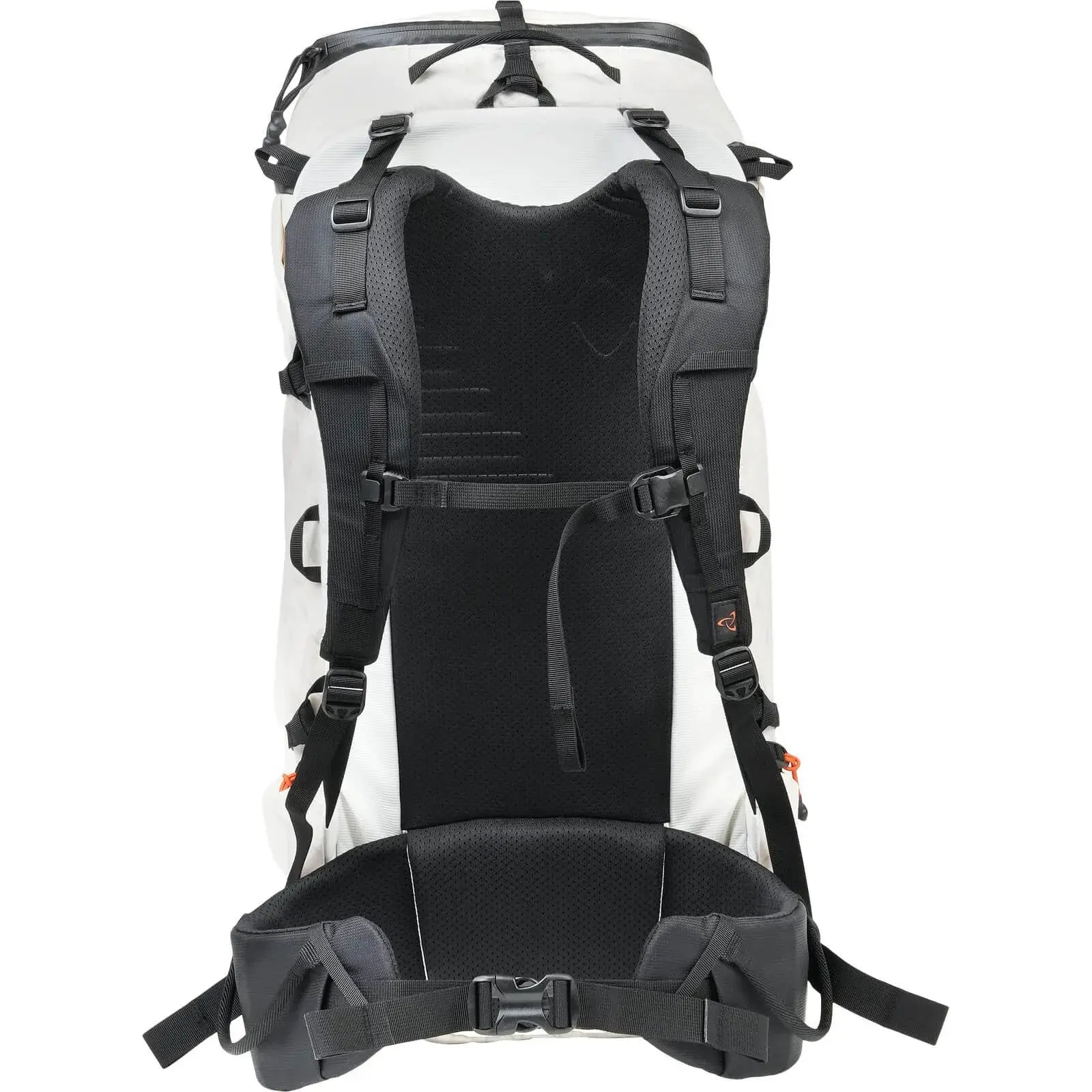 遠野倉庫 Yuenye Warehouse