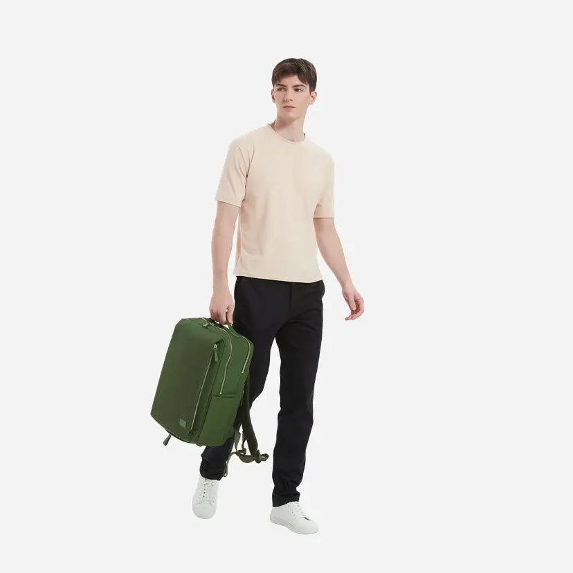 Nordace Siena Pro 15 Backpack 專業背包 - 遠野倉庫 Yuenye Warehouse