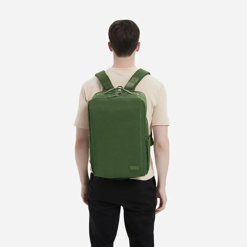 Nordace Siena Pro 15 Backpack 專業背包 - 遠野倉庫 Yuenye Warehouse
