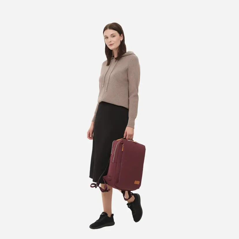 Nordace Siena Pro 13 Backpack 專業背包 - 遠野倉庫 Yuenye Warehouse
