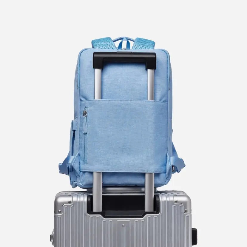 Nordace Siena Pro 13 Backpack 專業背包 - 遠野倉庫 Yuenye Warehouse