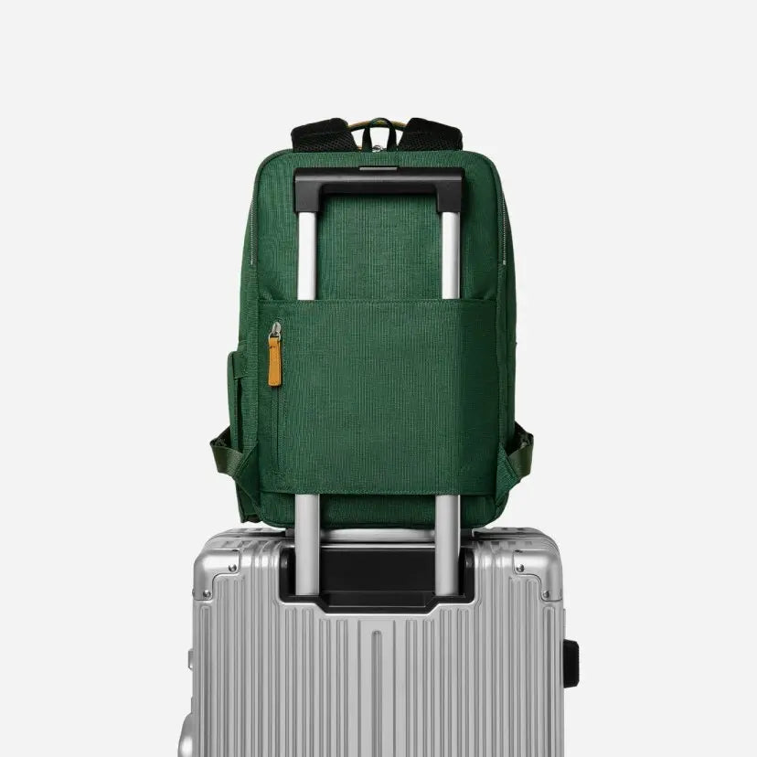 Nordace Siena Pro 13 Backpack 專業背包 - 遠野倉庫 Yuenye Warehouse