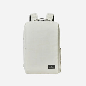 Nordace Siena Pro 13 Backpack 專業背包 - 遠野倉庫 Yuenye Warehouse