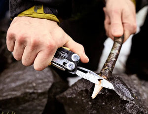 Leatherman Signal 19 合一多功能工具 - 經典款 銀/黑色 - 遠野倉庫 Yuenye Warehouse