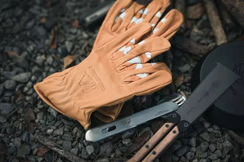 Conifer Cone Butterfly Folding Saw 2 摺疊雙刃蝴蝶鋸 - 遠野倉庫 Yuenye Warehouse