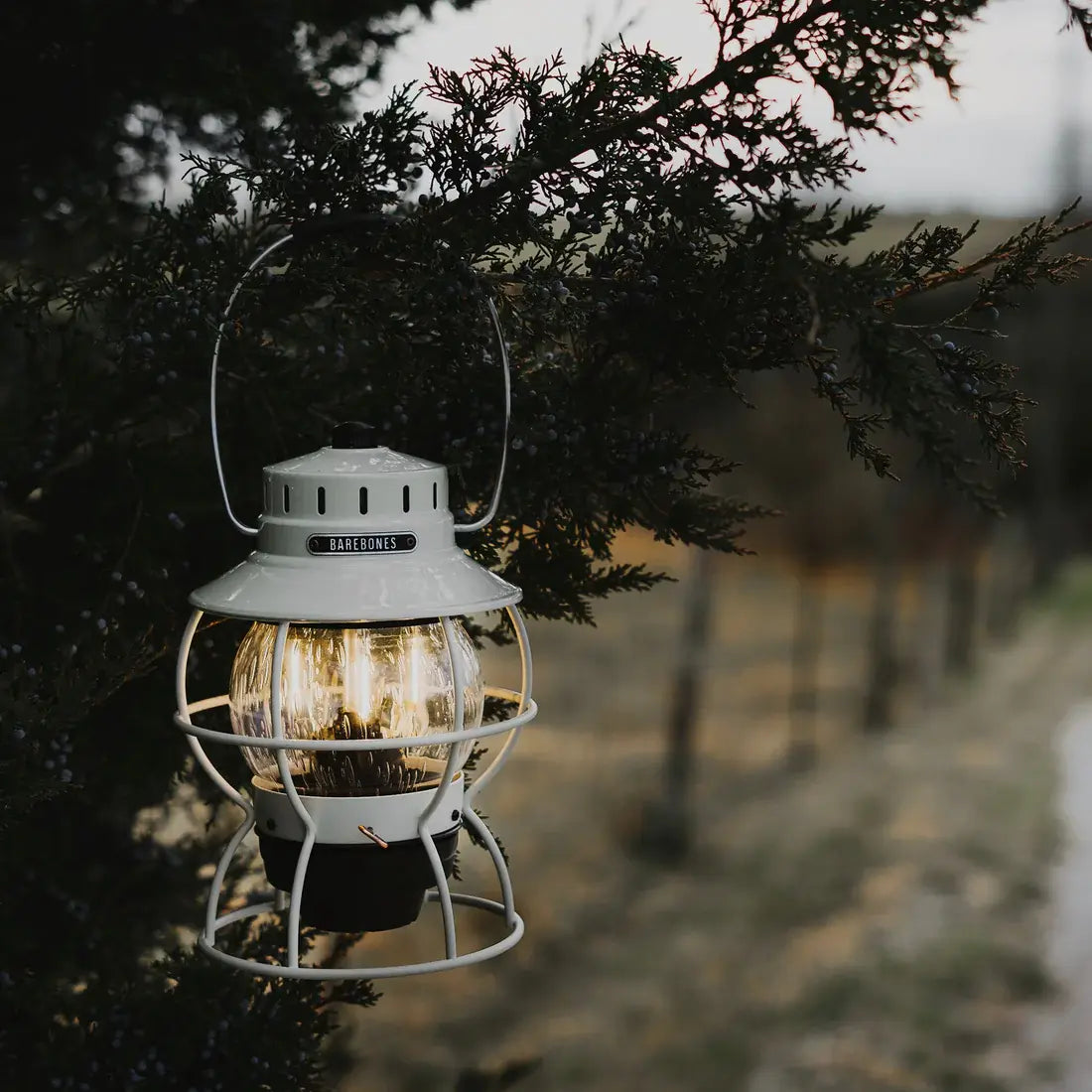 Barebones Railroad Lantern 鐵路風復古手提營燈 - 遠野倉庫 Yuenye Warehouse