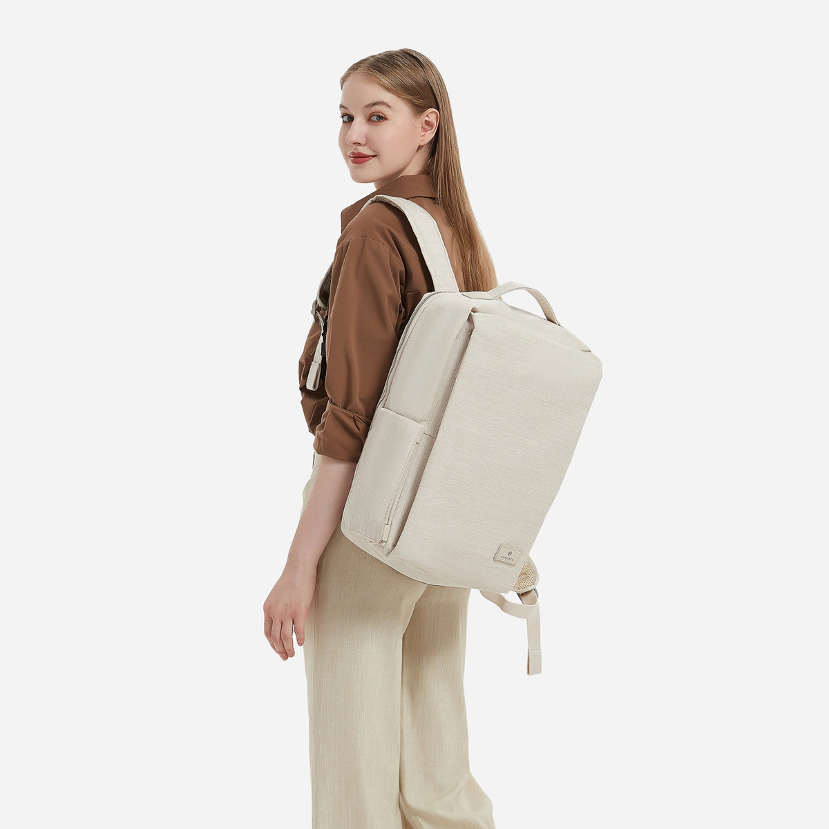 Nordace Siena II Smart Backpack 智能背包