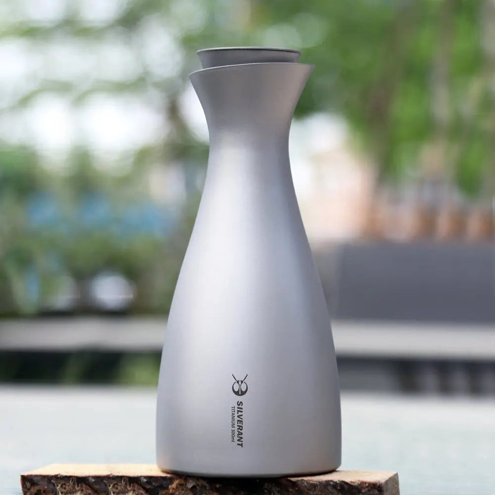 Titanium Sake Bottle 300ml 鈦清酒瓶 - 遠野倉庫 Yuenye Warehouse