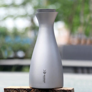 Titanium Sake Bottle 300ml 鈦清酒瓶 - 遠野倉庫 Yuenye Warehouse